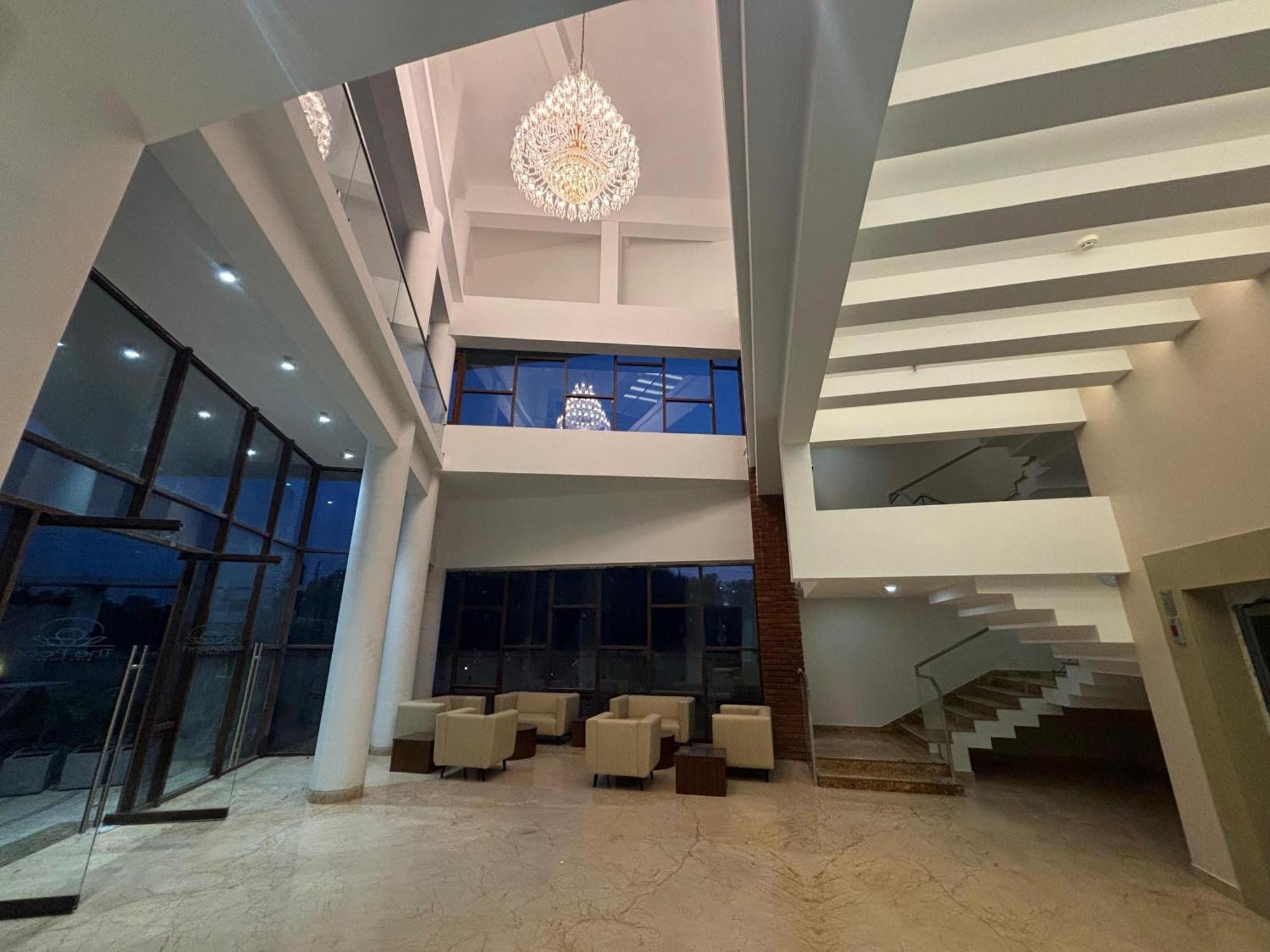 The Pearl Club Resort Shānti Niketan Exterior foto