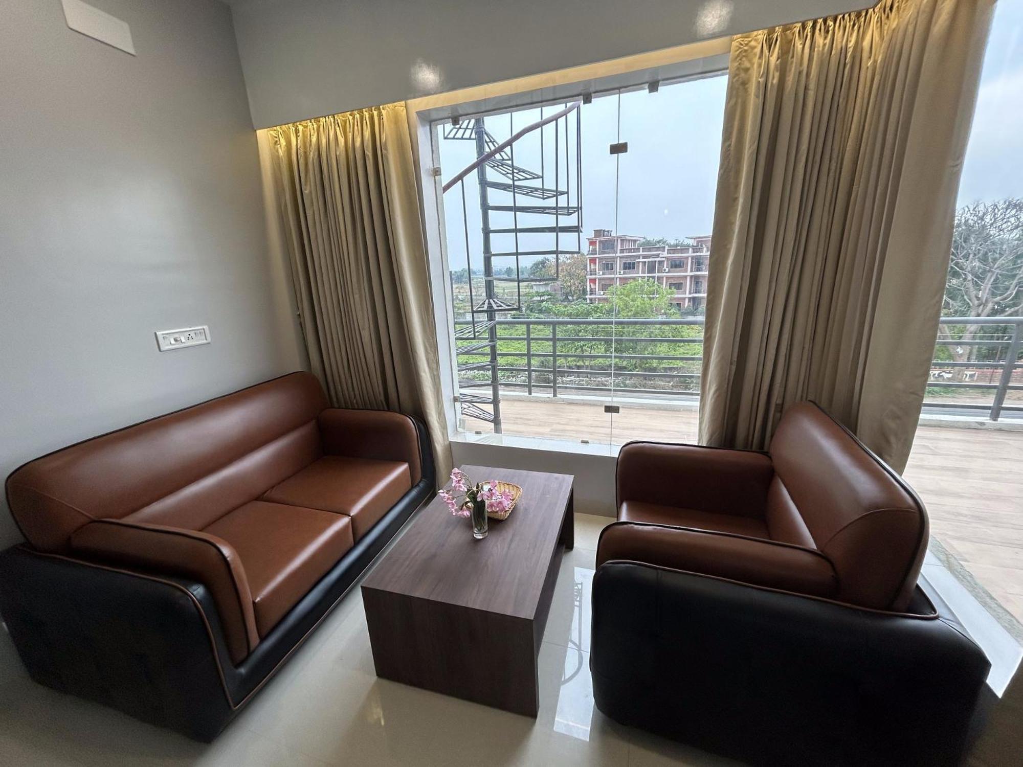 The Pearl Club Resort Shānti Niketan Exterior foto